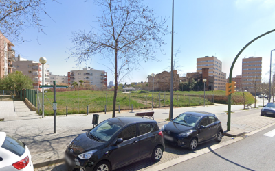 Imatge dels terrenys on s'ubicarà el futur CAP Can Llong, a la ronda Europa (522) 